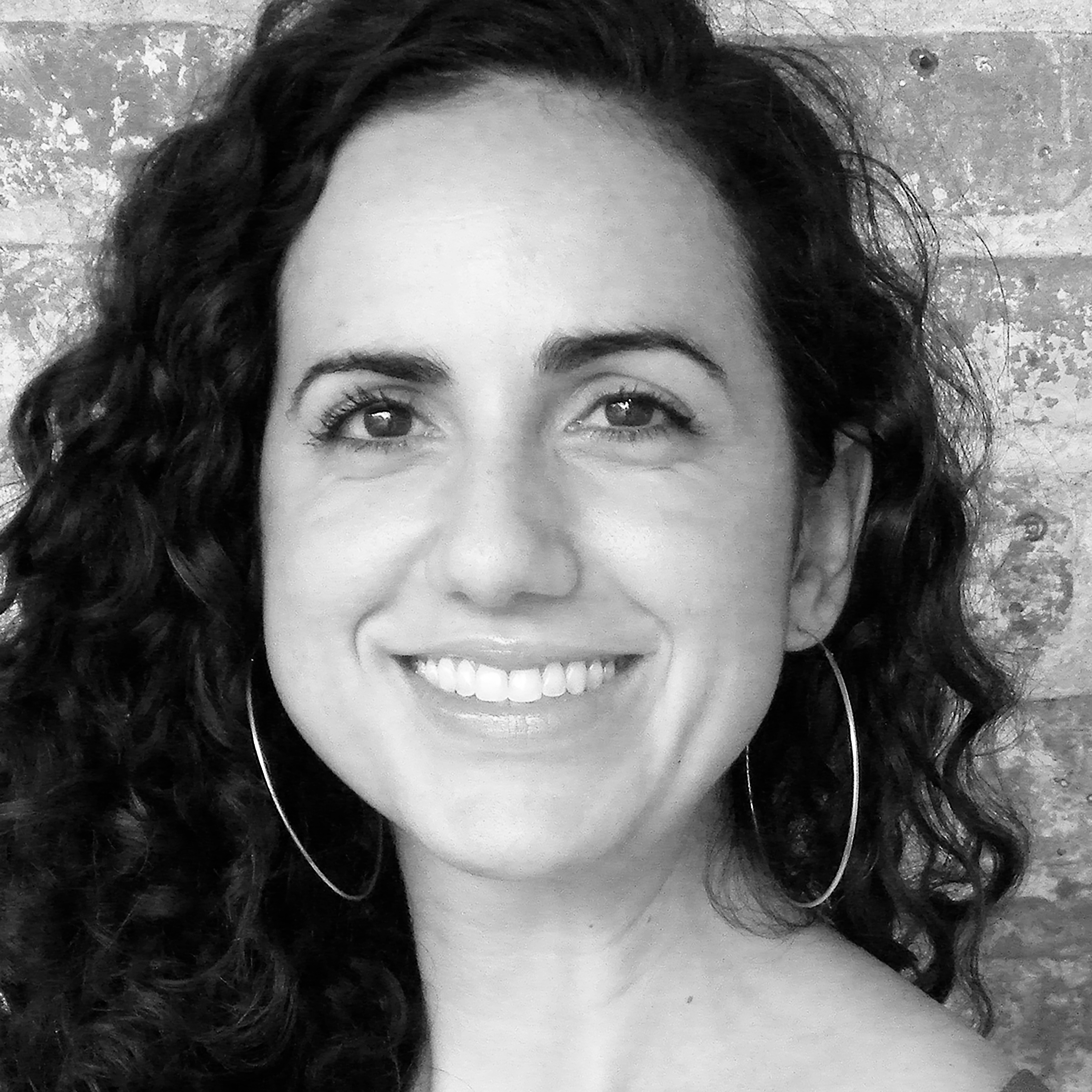 Headshot of Danielle Del Sol