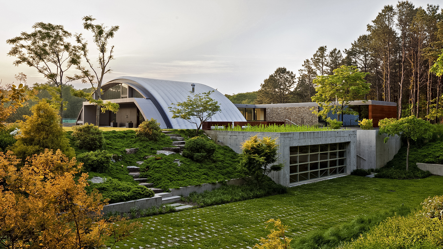 Photo of 'Arc House,' designed by Maziar Behrooz