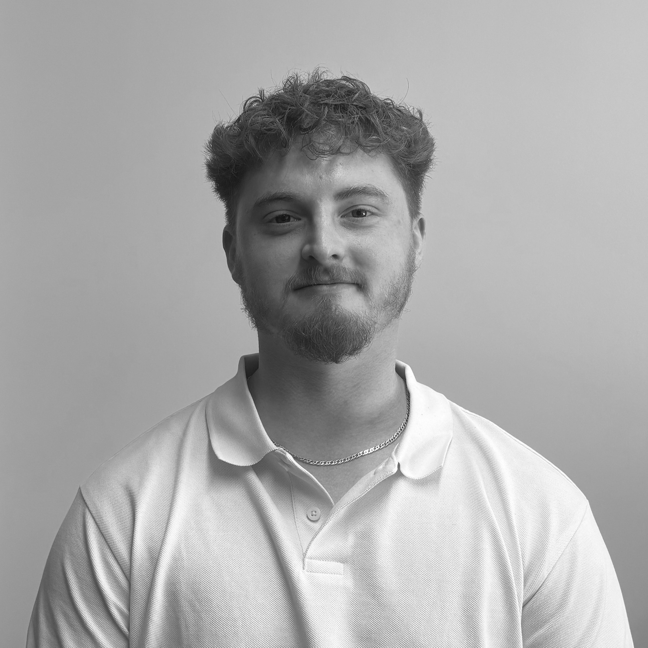 Headshot of Ari Soloman