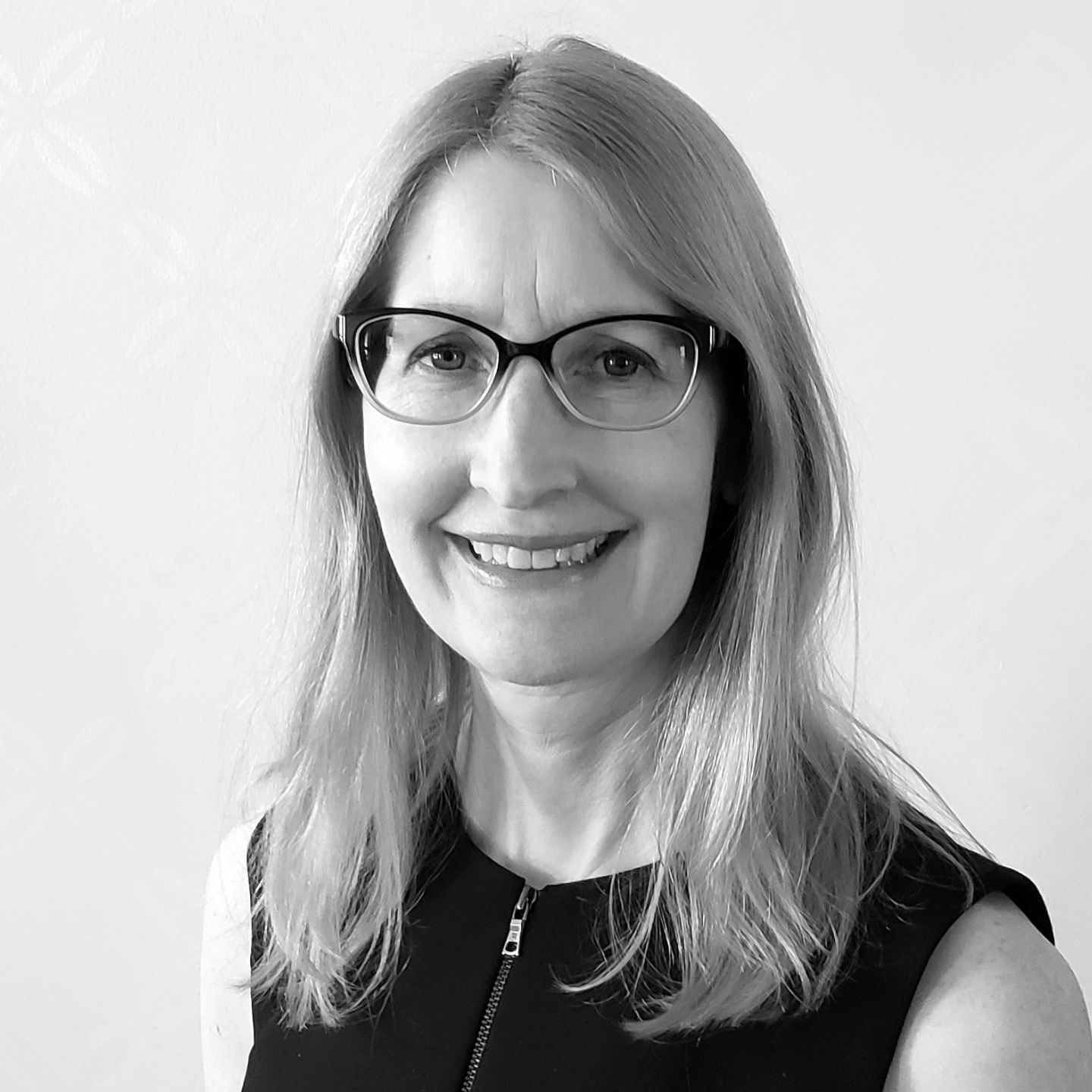 Headshot of Karen M'Closkey.