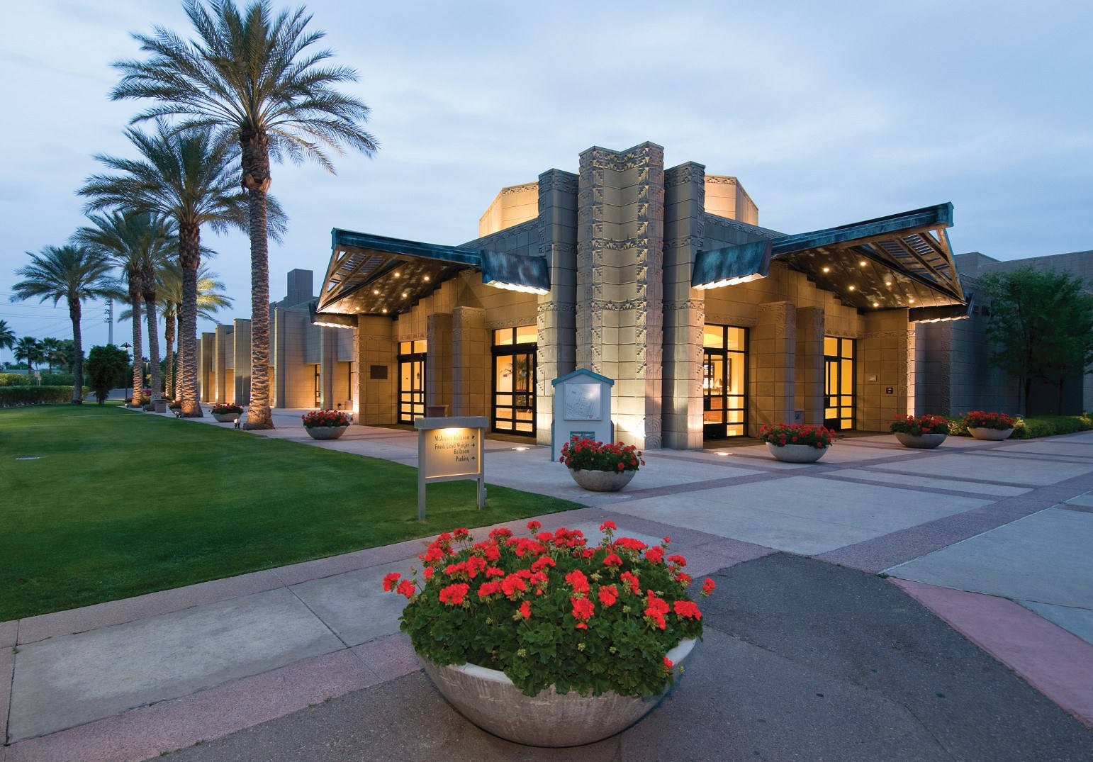 AZ Biltmore Ballroom exterior image