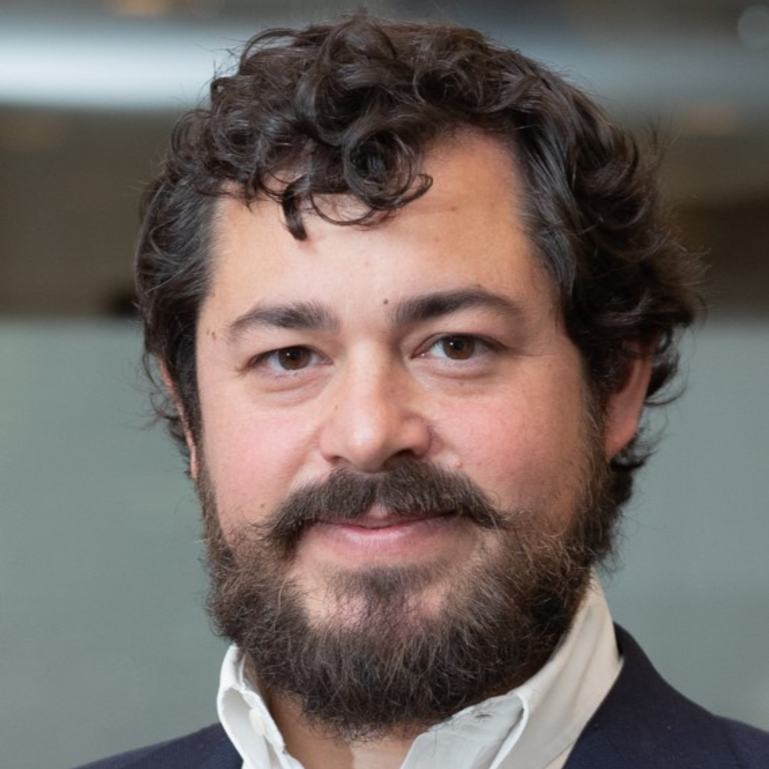 Headshot of Alejandro García Hermida.