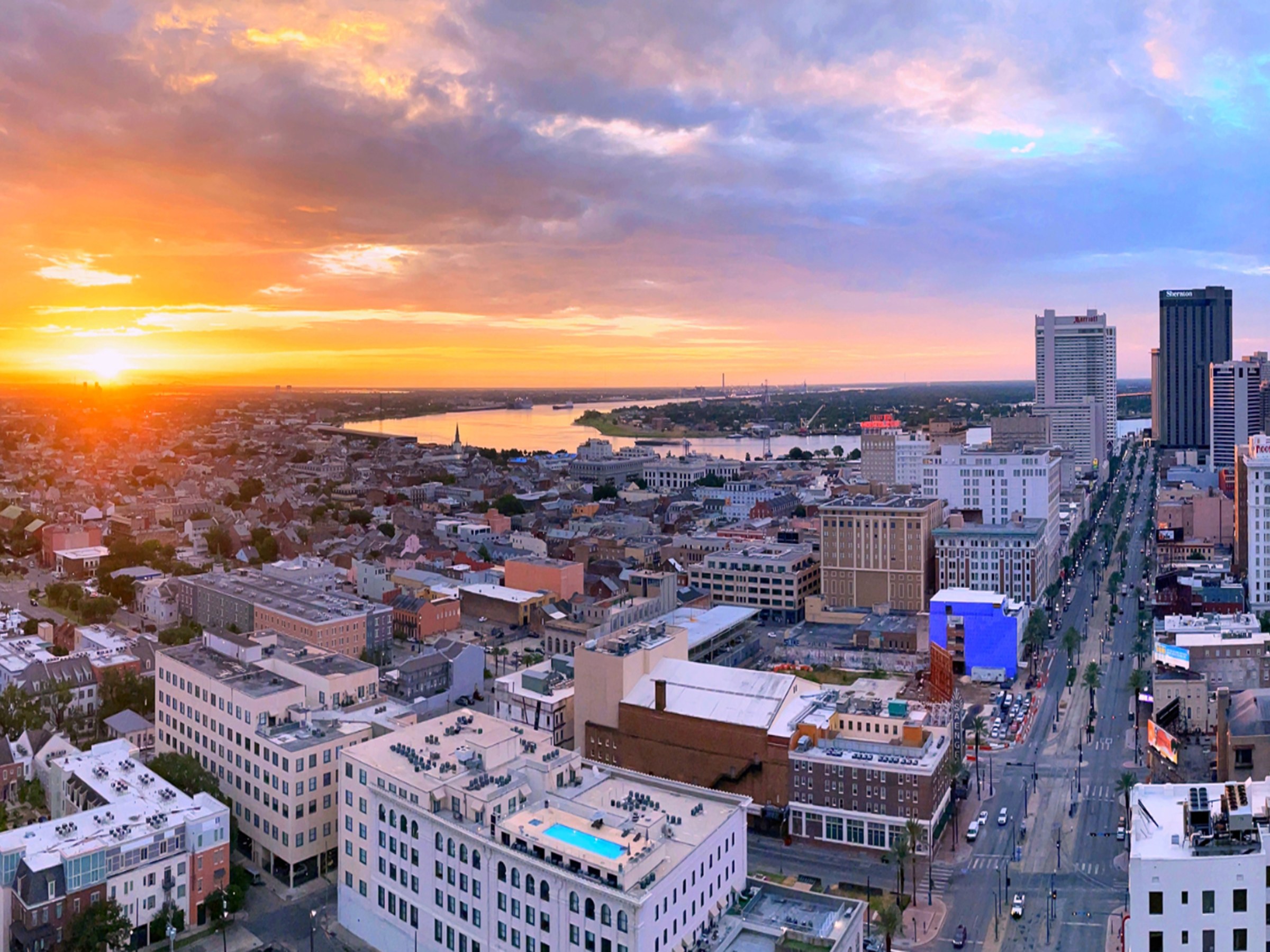 picture of New Orleans city skyline