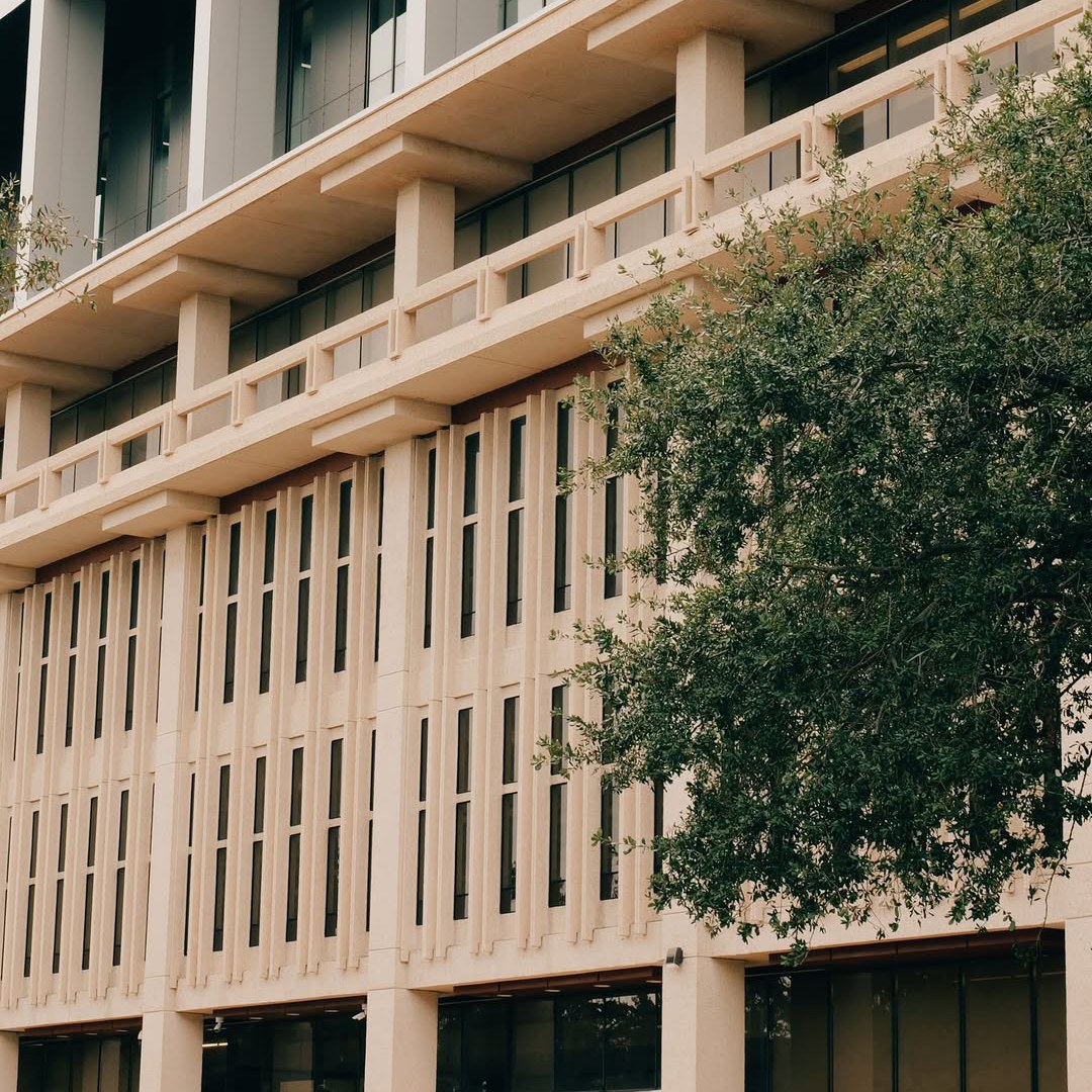 image of the Tulane library 